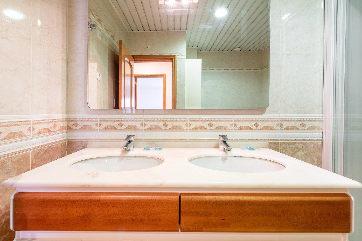 Guestready - Laranjeiras Family Home ลิสบอน ภายนอก รูปภาพ